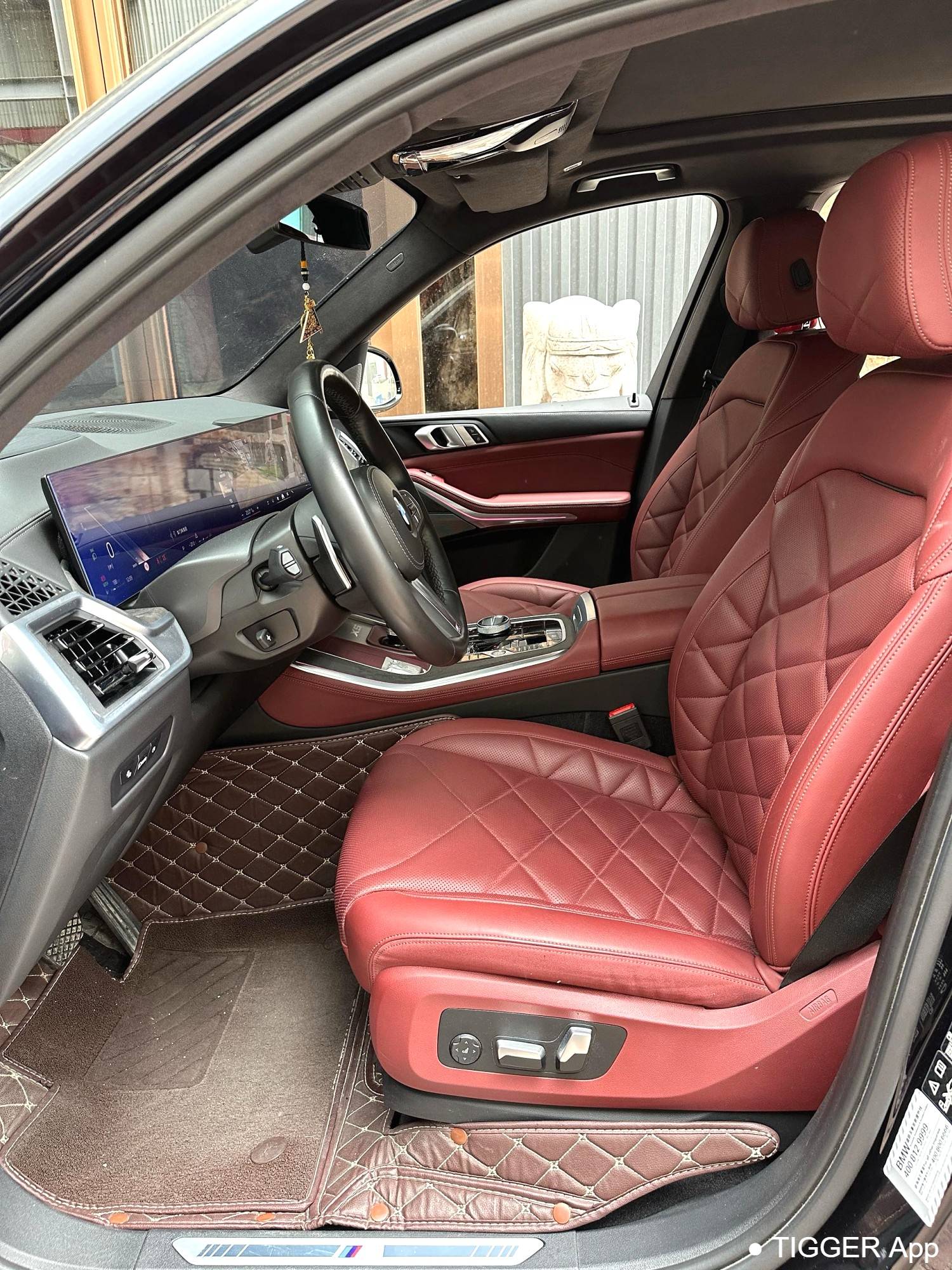 BMW 2023 X5 XDrive 30Li Exclusive M Sports Night Package