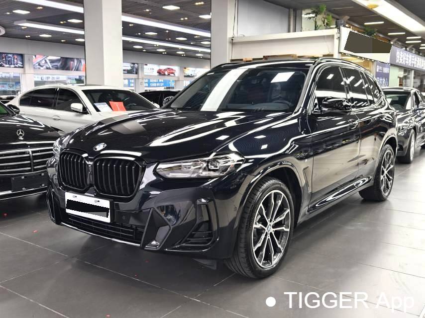 BMW 2023 X3 XDrive30i Leading M Night Set