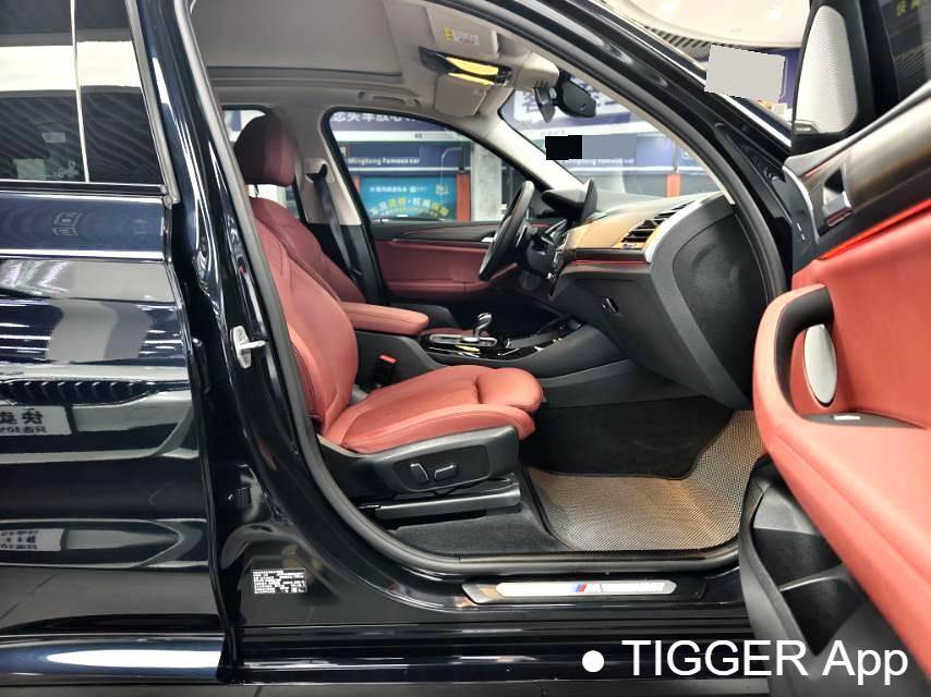 BMW 2023 X3 XDrive30i Leading M Night Set