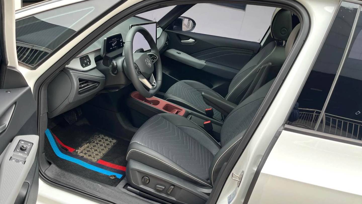 Volkswagen 2025 ID.3 Smart and outstanding version