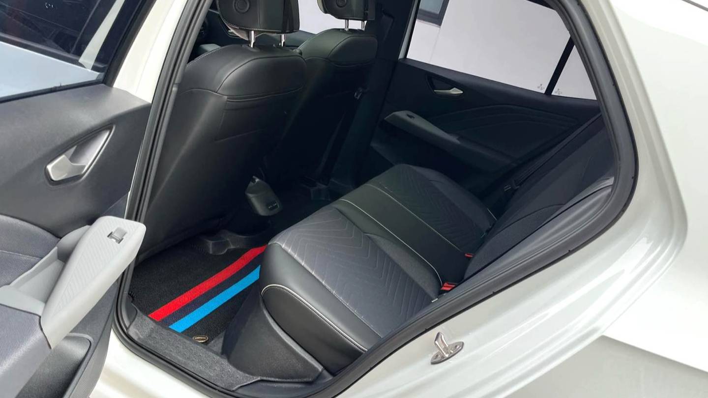 Volkswagen 2025 ID.3 Smart and outstanding version