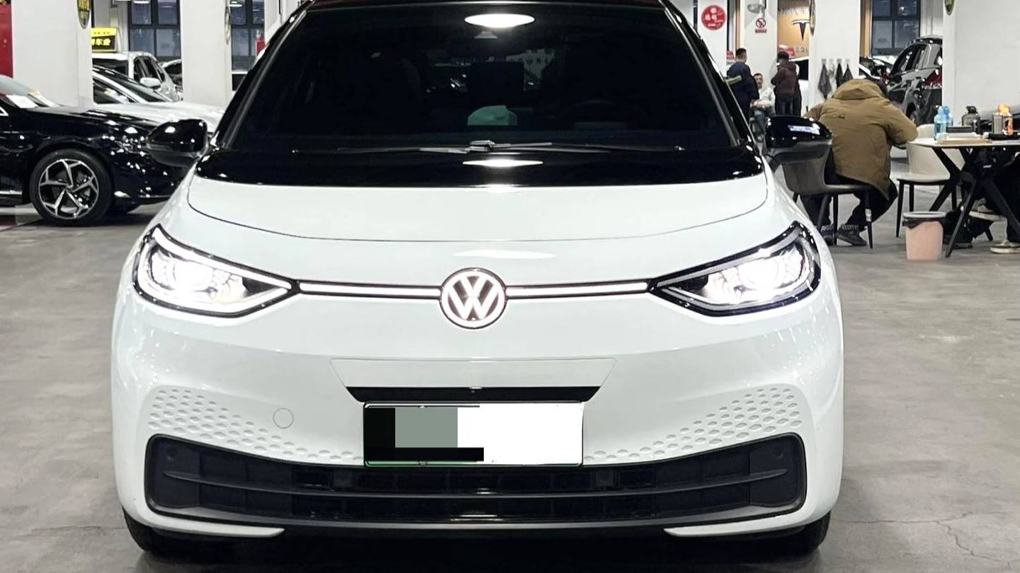 Volkswagen 2025 ID.3 Smart version with extreme intelligence