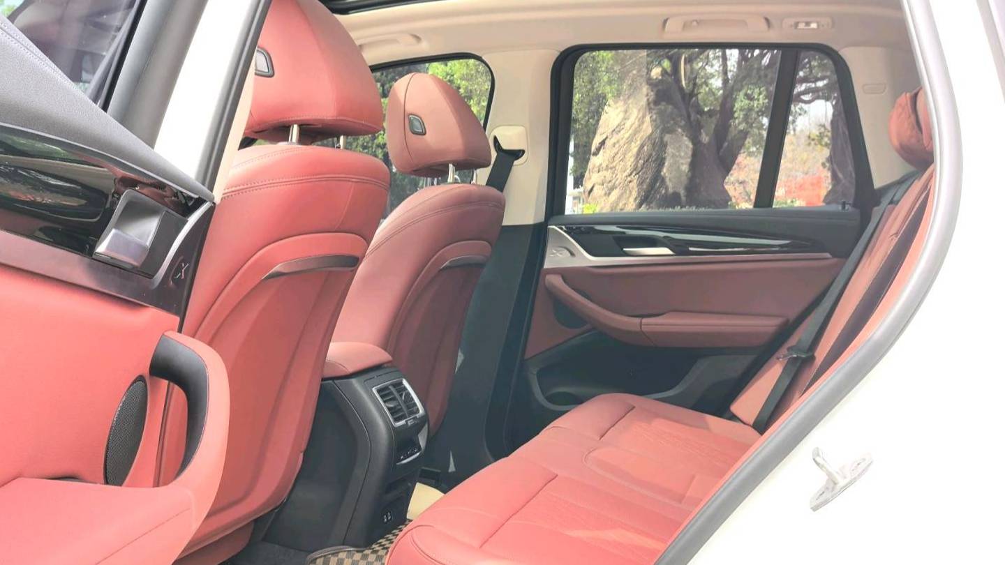 BMW 2022 X3 Upgraded xDrive25i M Sport Package