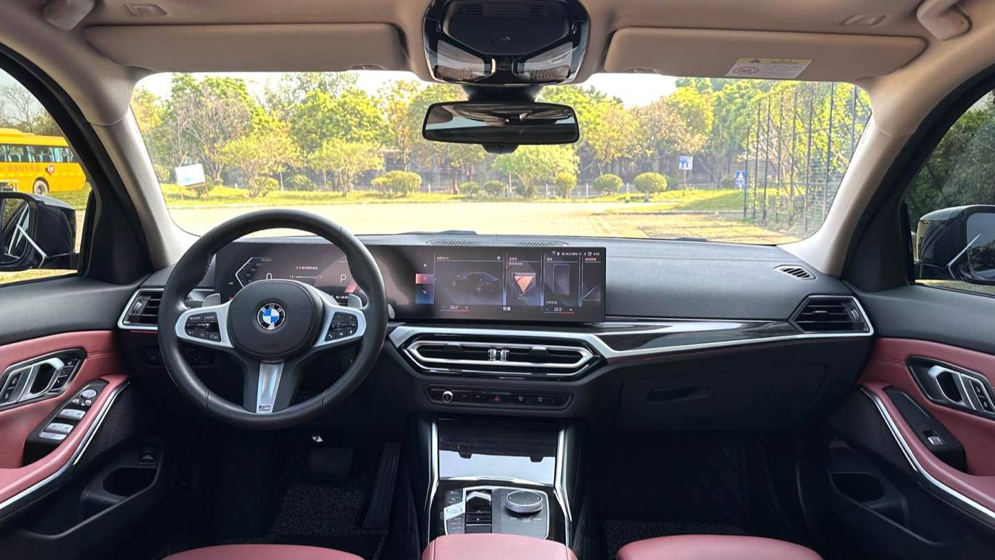 BMW 2023 3 Series 325Li M Sport Package