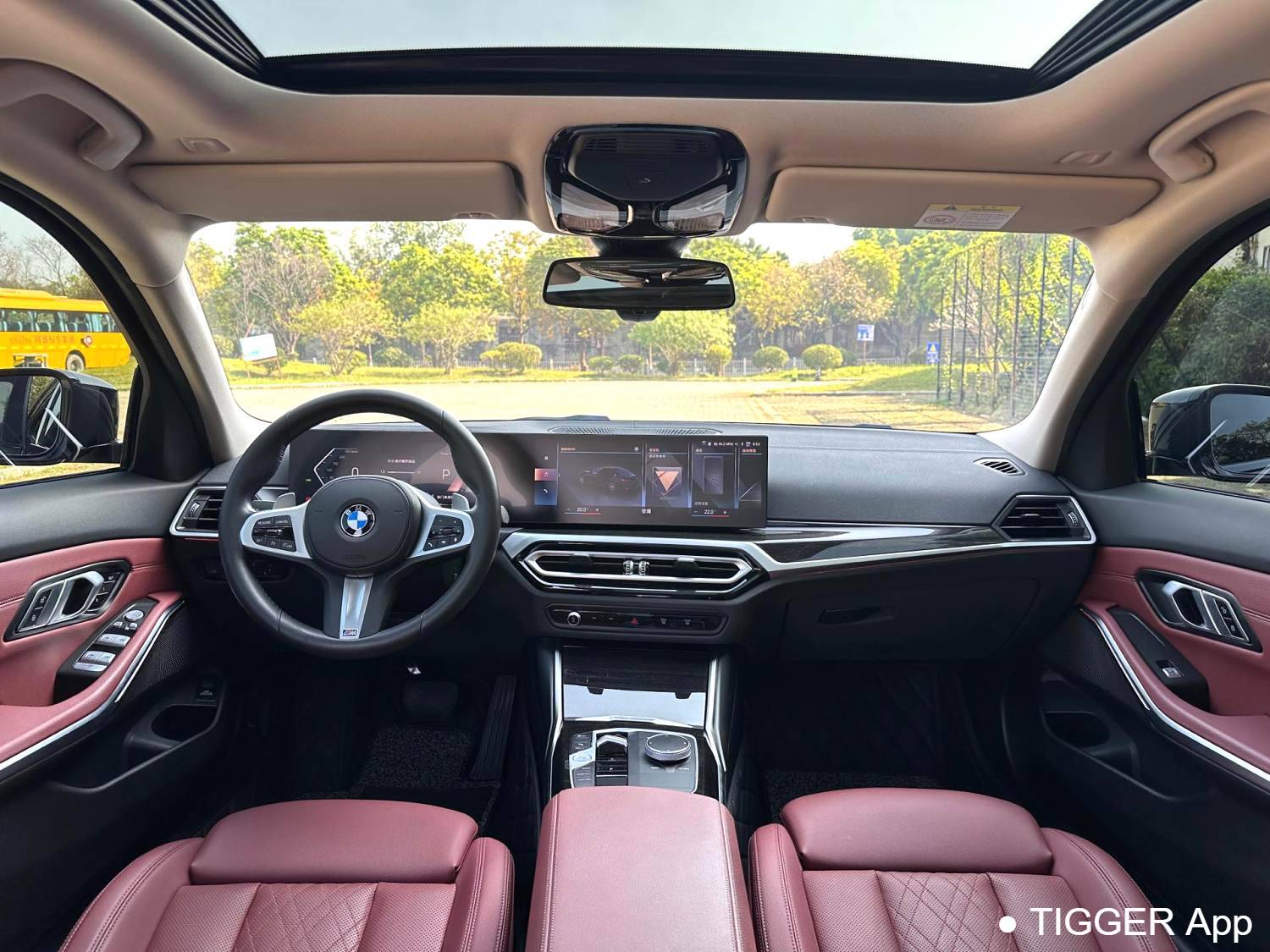 BMW 2023 3 Series 325Li M Sport Package