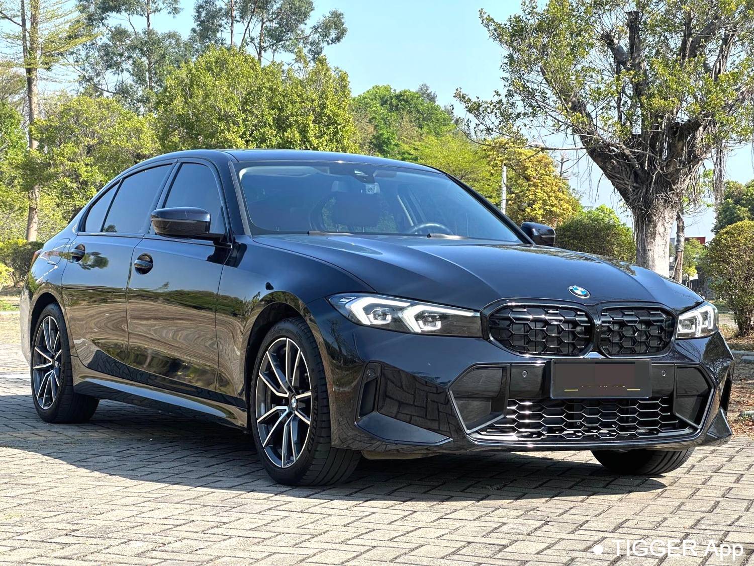 BMW 2023 3 Series 325Li M Sport Package