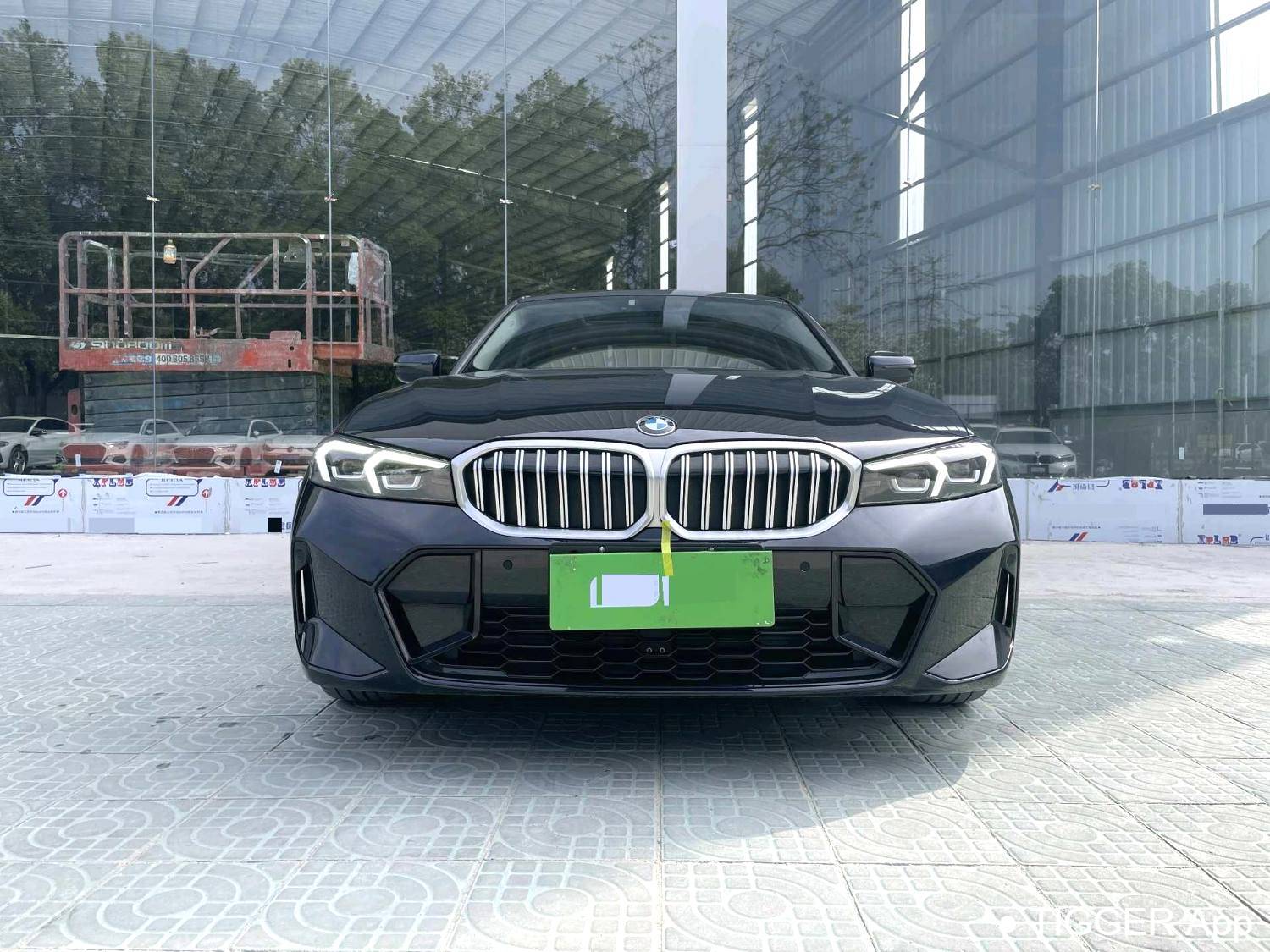 BMW 2023 3 Series 320Li M Sports Package