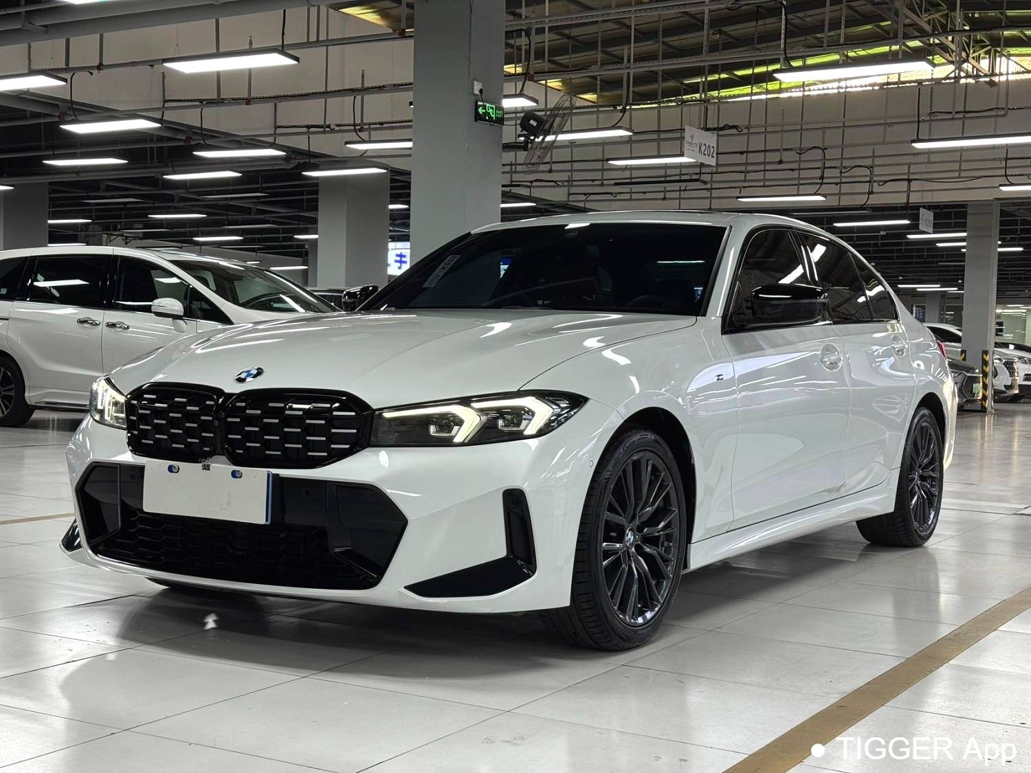 BMW 2024 3 Series 325i M Sports Night Set