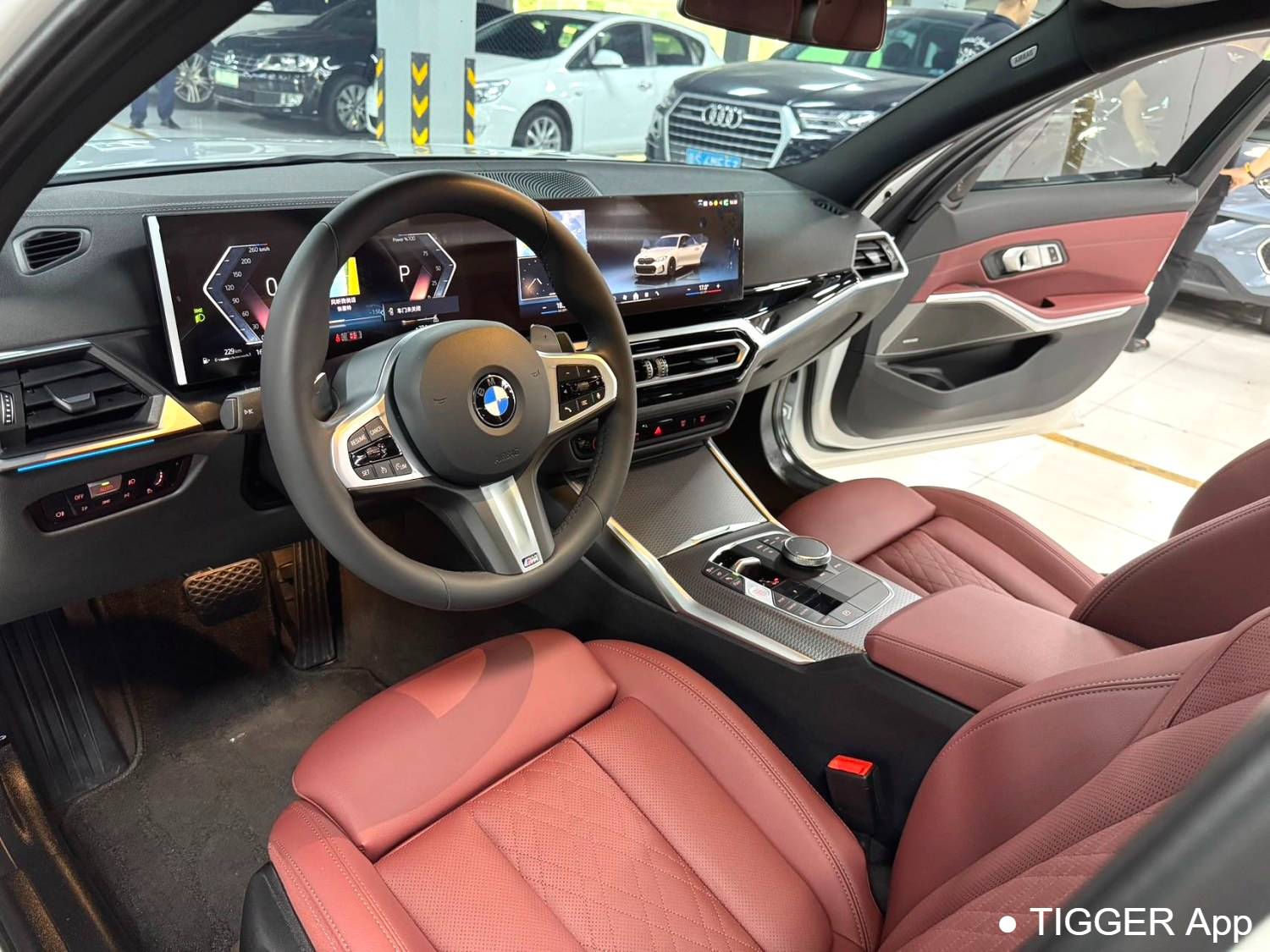 BMW 2024 3 Series 325i M Sports Night Set