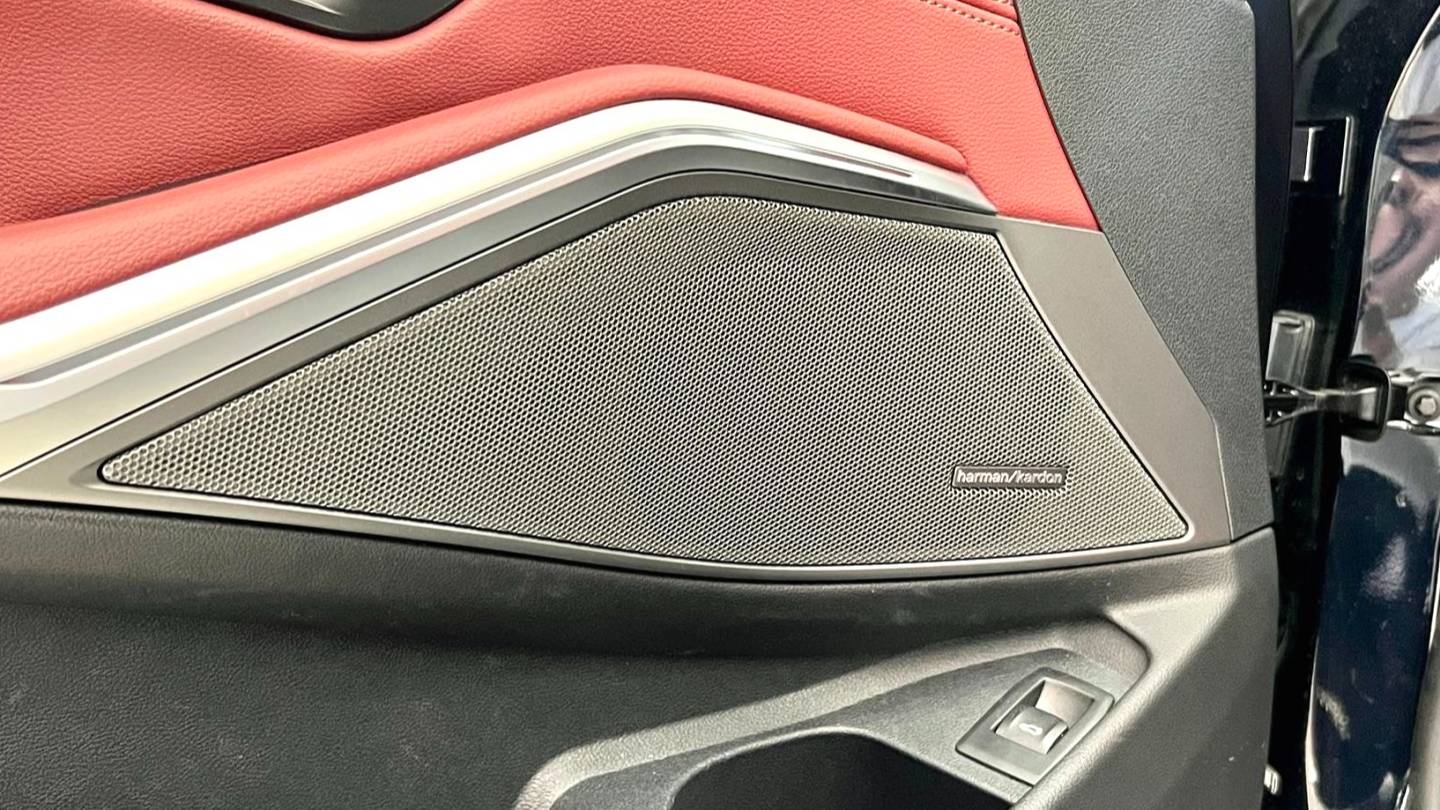 BMW 2025 3 Series 330Li M Sports Night Edition