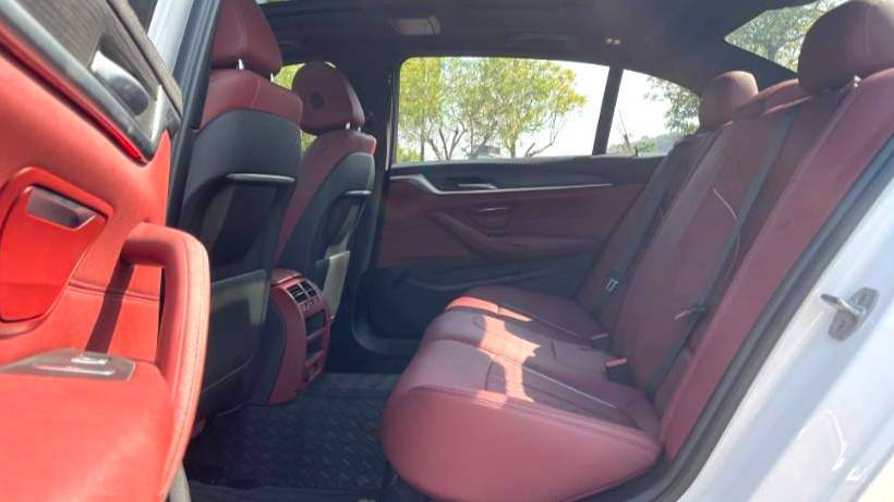 BMW 2023 5 Series 530Li Leading Model M Sport Set