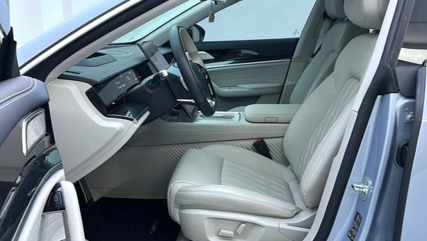 NETA 2024 S Shooting Brake‌ Extended Range 300 Standard Edition