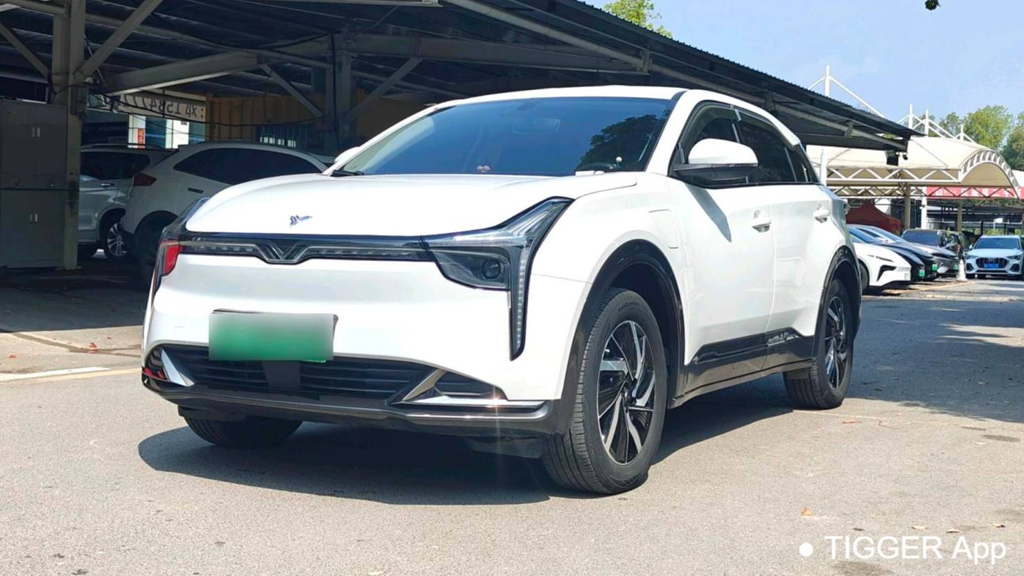 NETA 2023 U Nezha U-II Challenge Edition 500 U Show Lithium Iron Phosphate