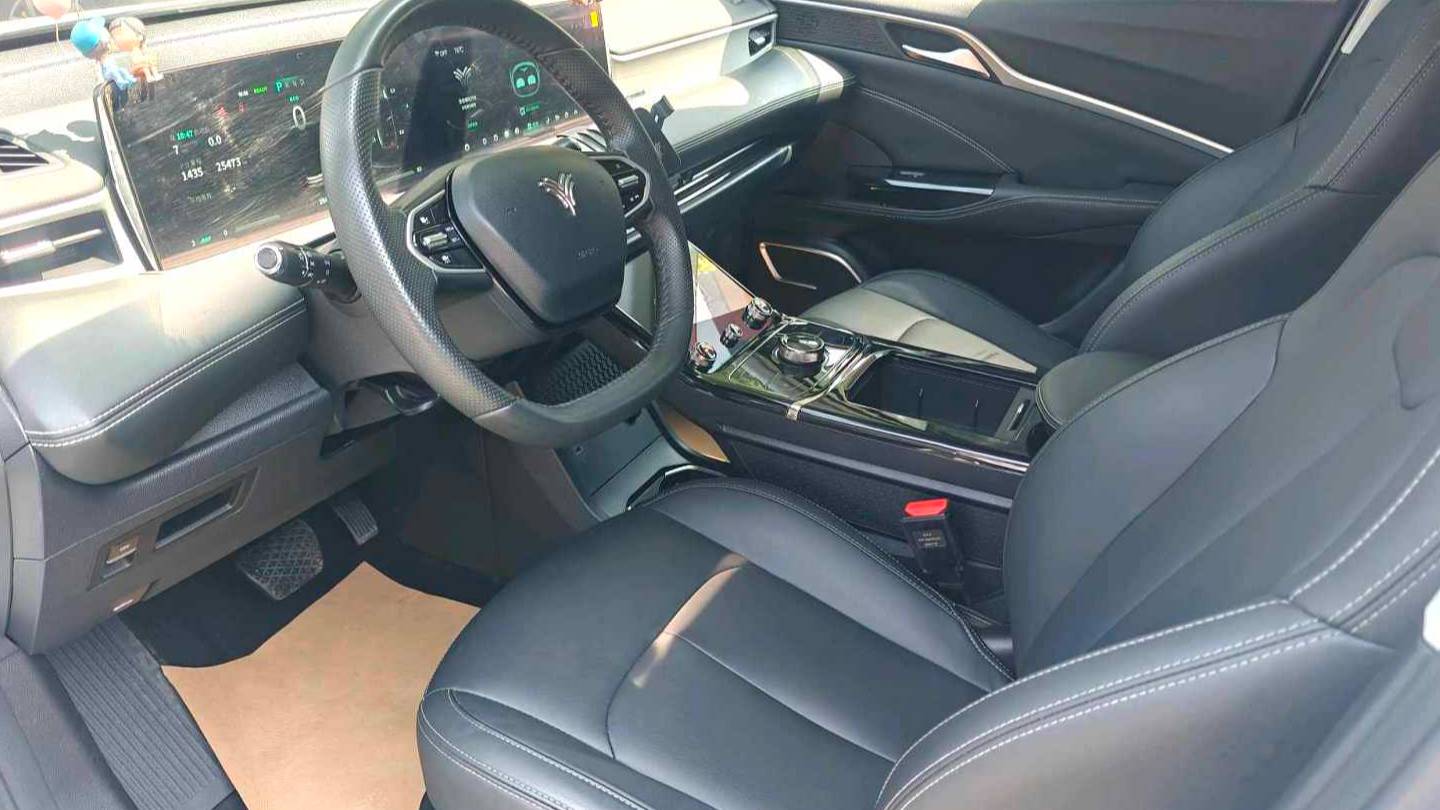 NETA 2023 U Nezha U-II Challenge Edition 500 U Show Lithium Iron Phosphate