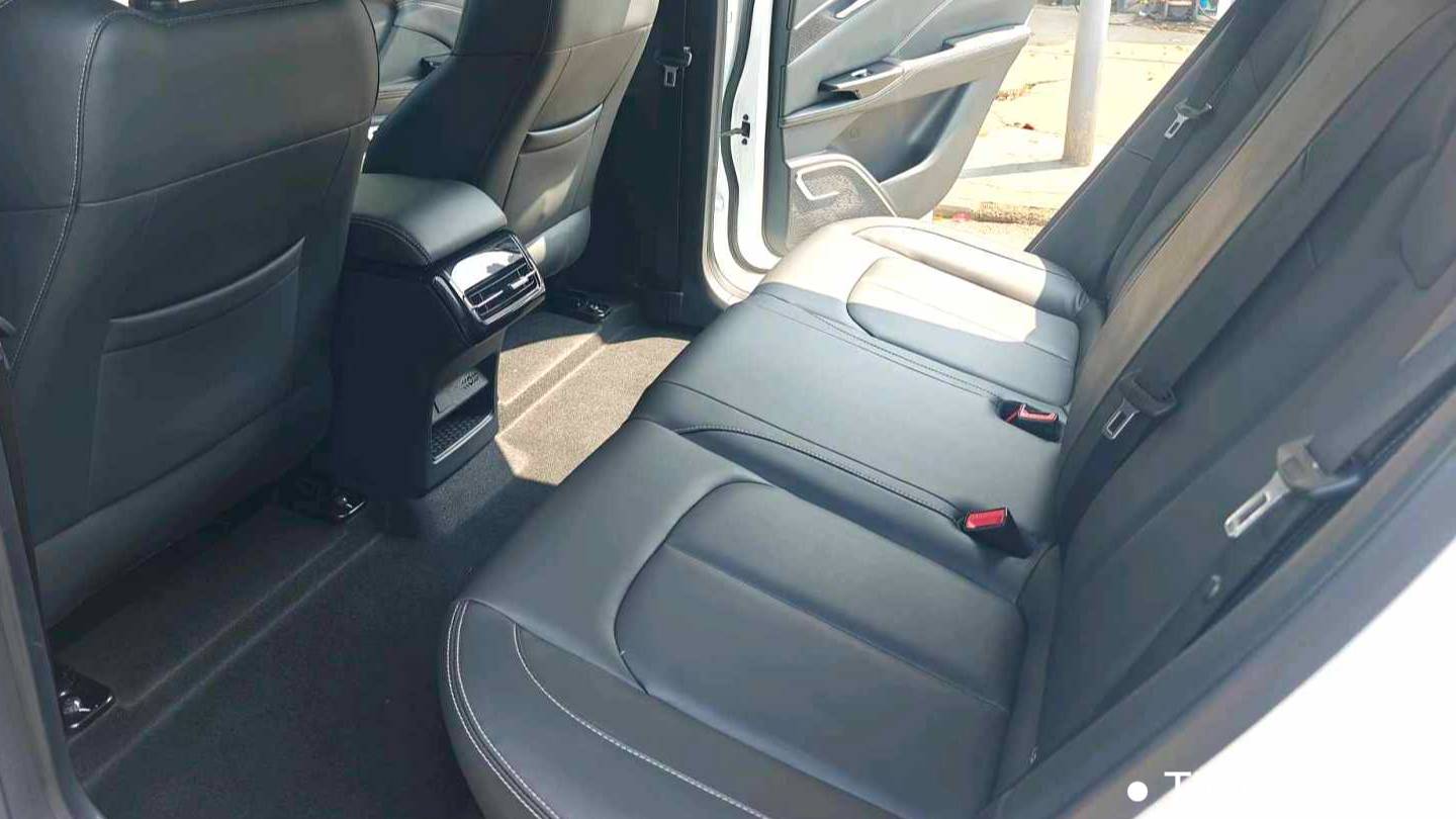 NETA 2023 U Nezha U-II Challenge Edition 500 U Show Lithium Iron Phosphate