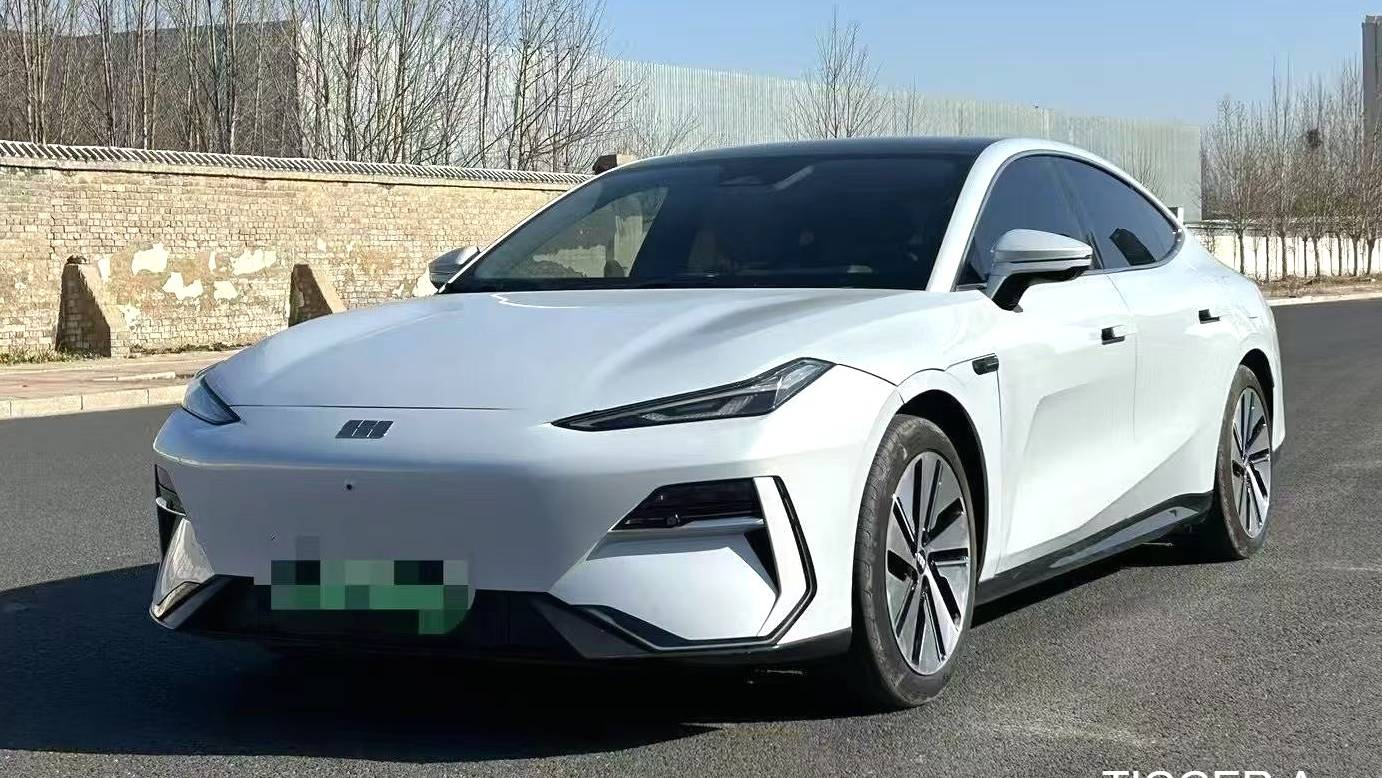 GALAXY 2025 E8 620km 4WD Starship LiDAR Intelligent Driving Edition