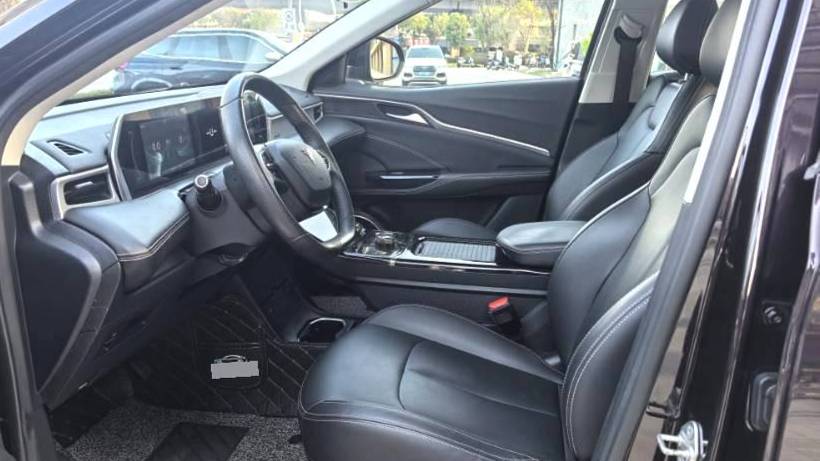 NETA 2023 U Nezha U-II Challenge Edition 400 U Show Lithium Iron Phosphate