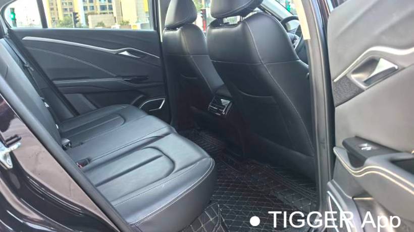 NETA 2023 U Nezha U-II Challenge Edition 400 U Show Lithium Iron Phosphate