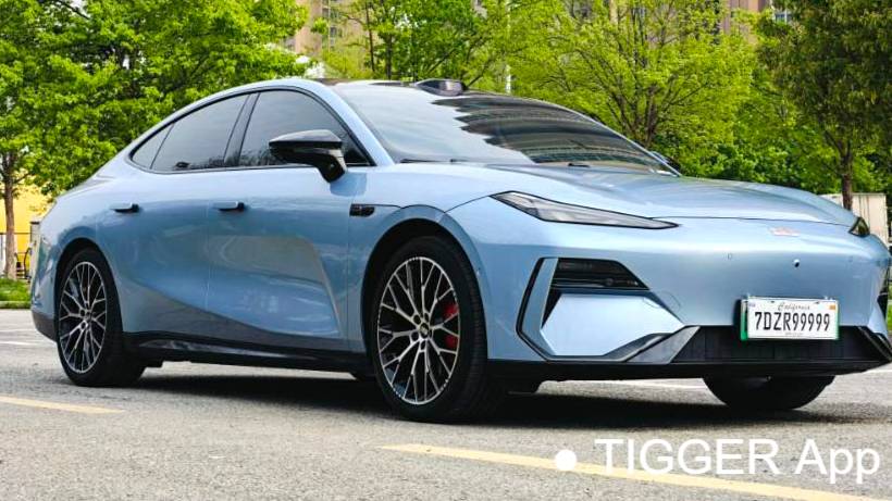 GALAXY 2025 E8 620km 4WD Starship LiDAR Intelligent Driving Edition