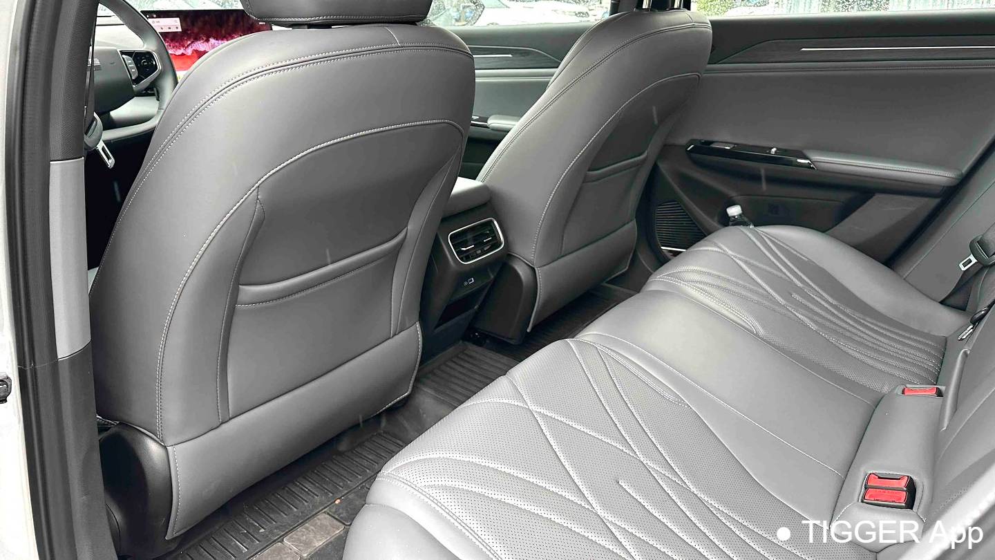 GALAXY 2025 L6 EM-i 140km Starship Edition