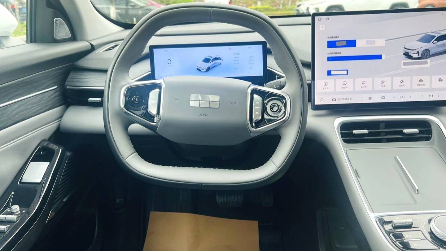 GALAXY 2025 L6 EM-i 140km Exploration+Edition