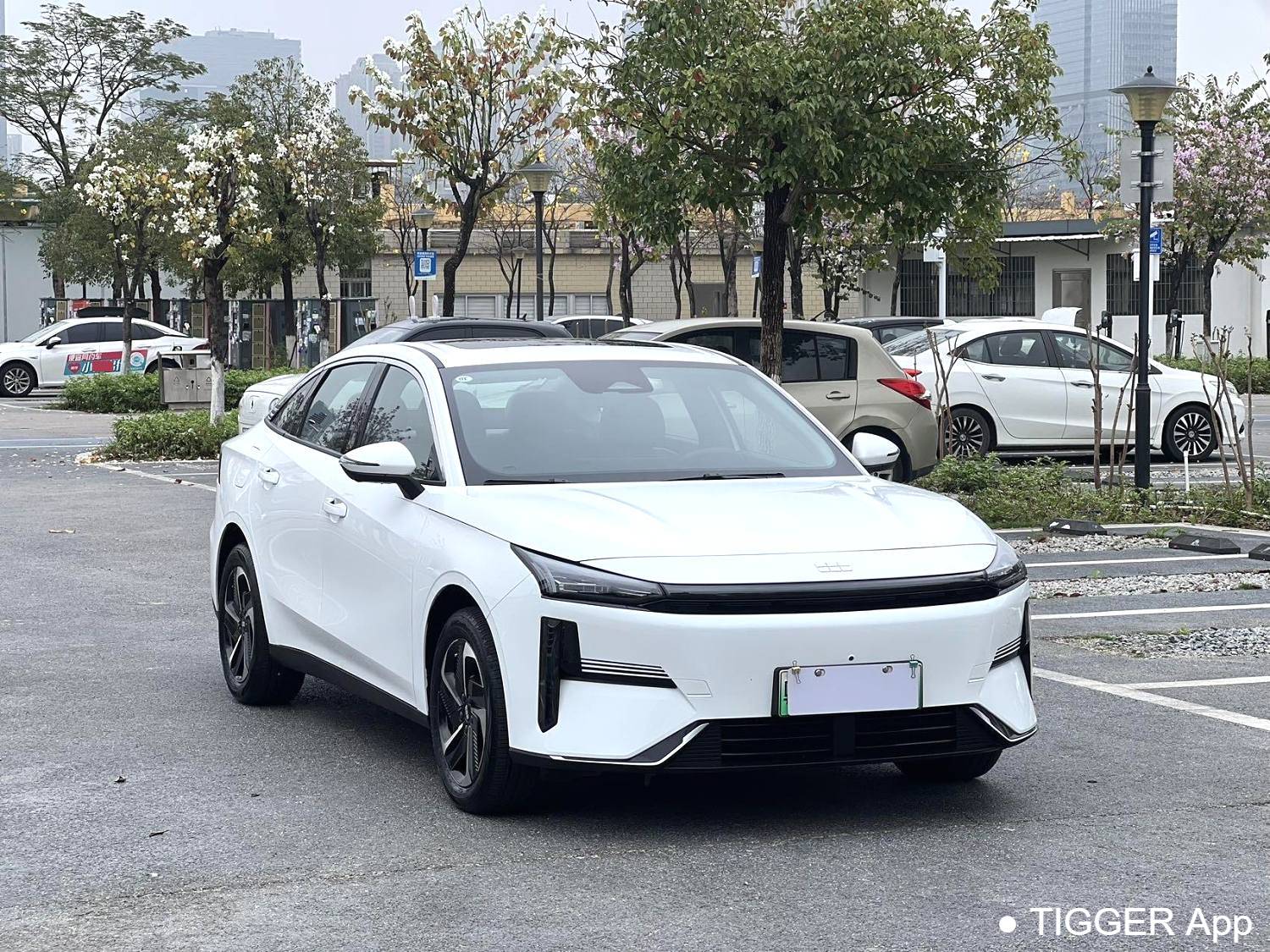 GALAXY 2025 L6 EM-i 140km Exploration+Edition