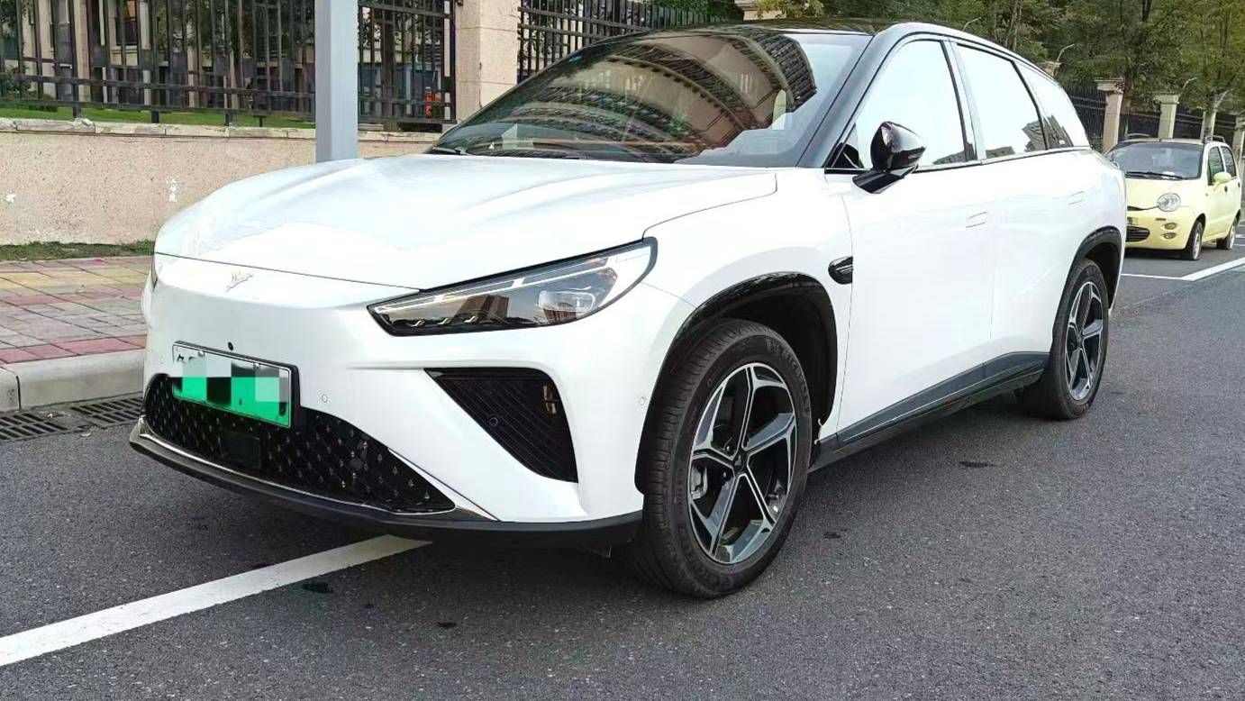 NETA 2024 L Extended Range 310 Flash Charge Red Edition