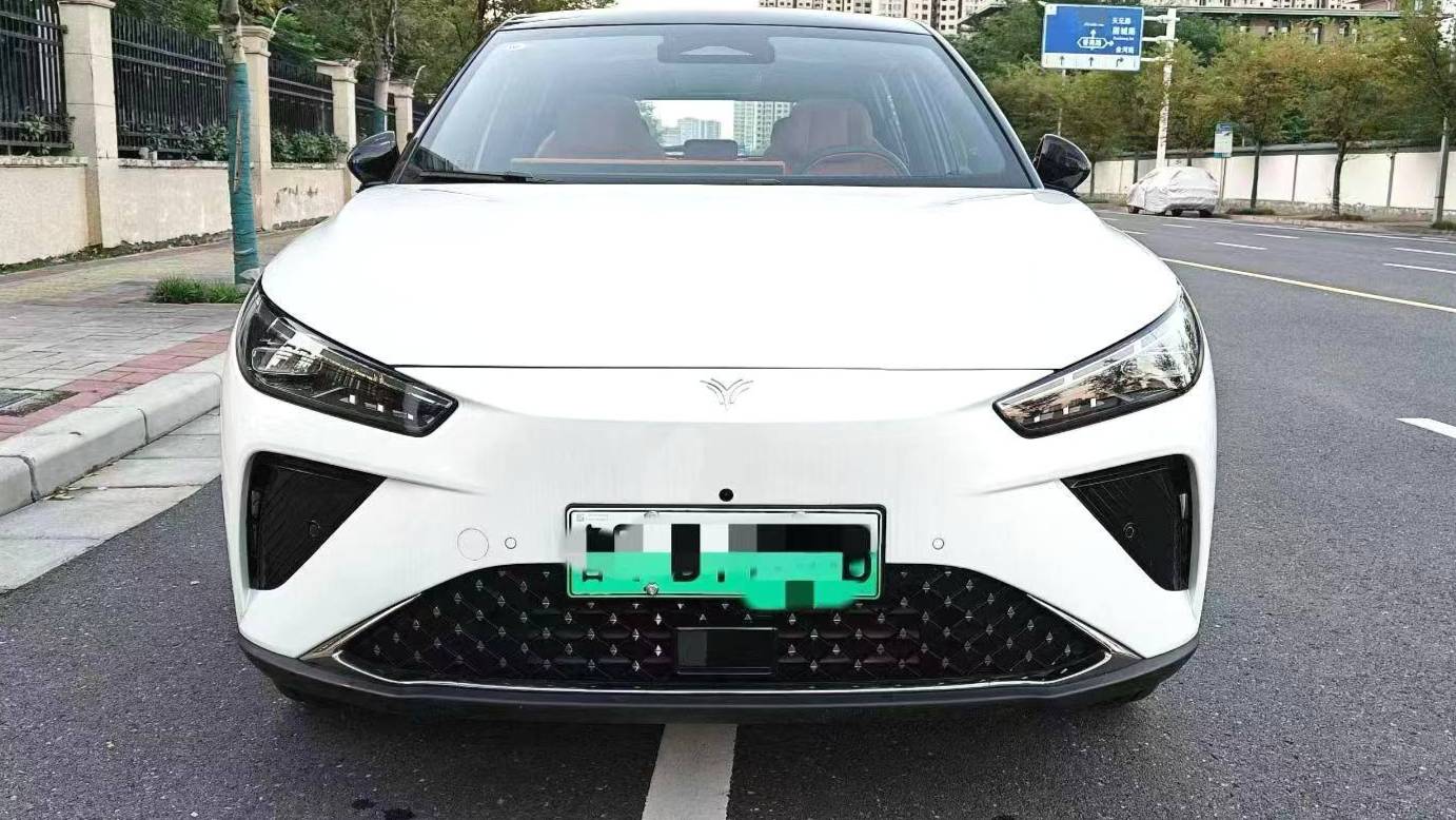 NETA 2024 L Extended Range 310 Flash Charge Red Edition