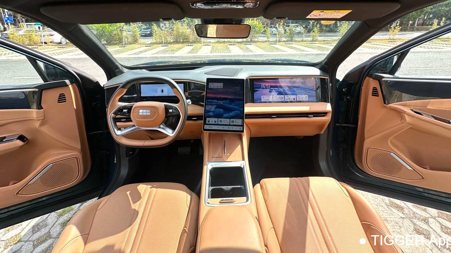 GALAXY 2025 L7 EM-i 115km Exploration+Edition