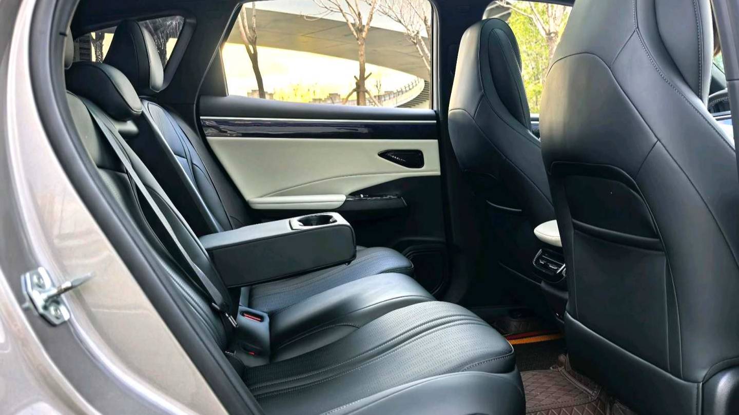 GALAXY 2024 L7 1.5T 115km MAX Longteng Edition