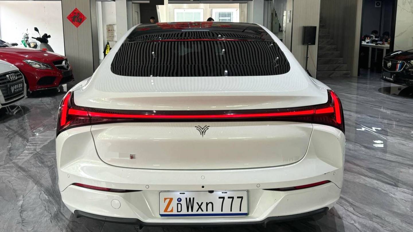 NETA 2022 S Extended Range 1160km Rear Drive Medium Edition