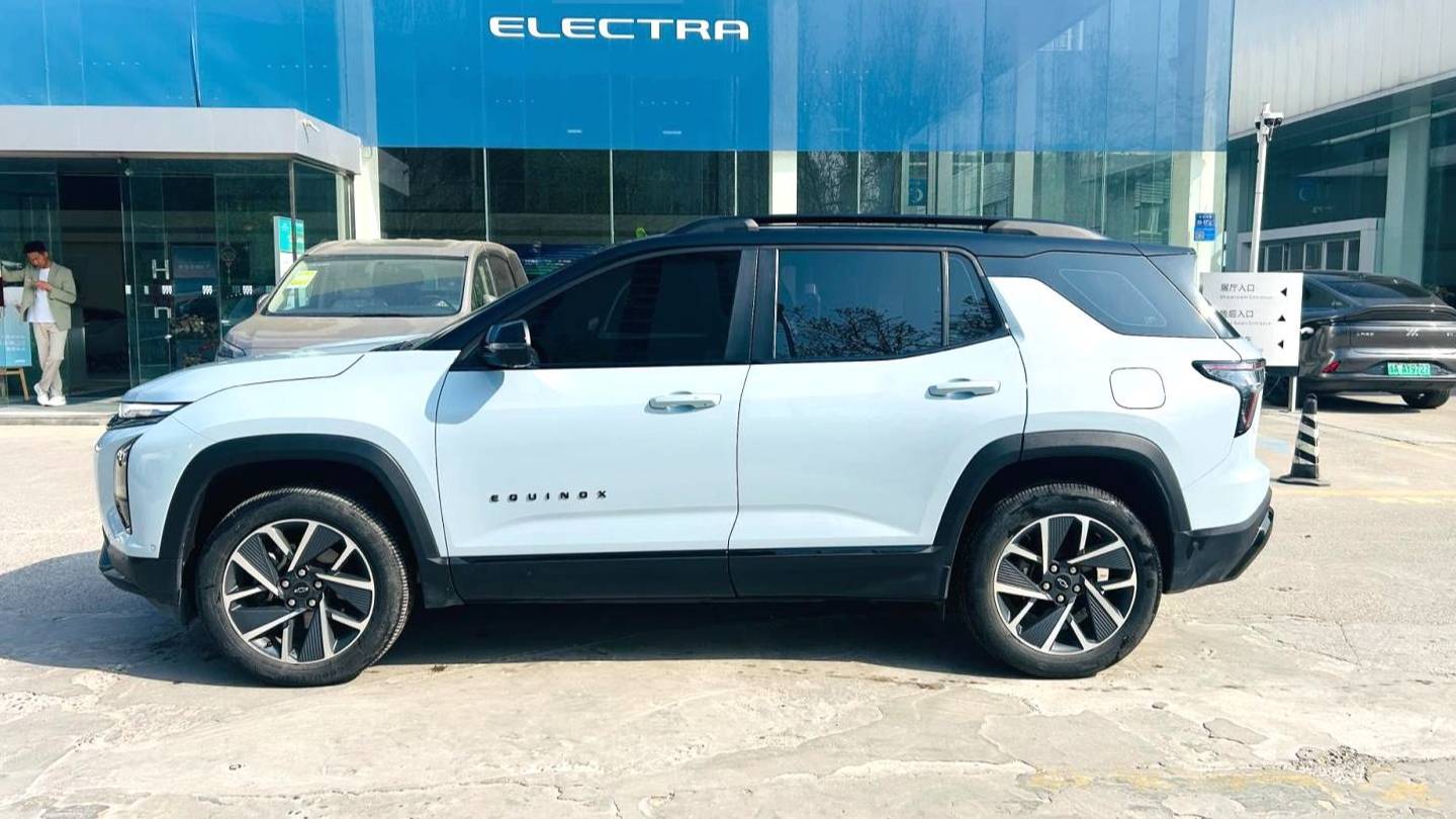 CHEVROLET 2024 EQUINOX 102km RS Ultimate Edition