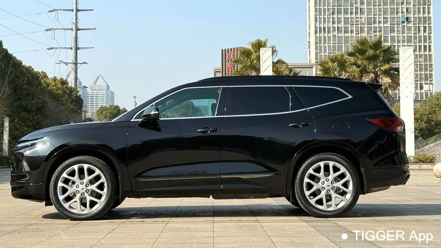 CHEVROLET 2023 BLAZER RS 650T Twin Crutch 4WD 7-seater engine version