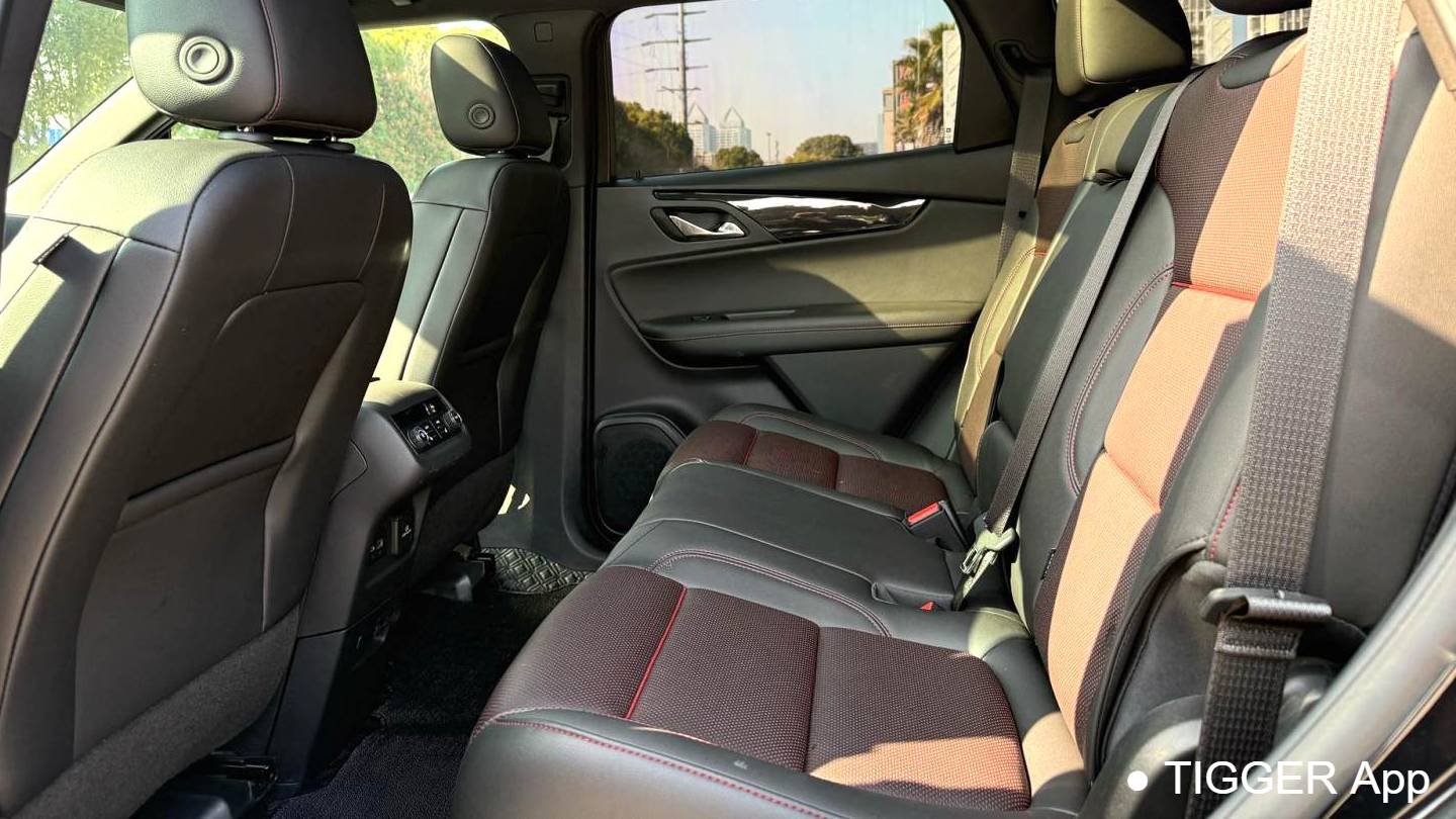 CHEVROLET 2023 BLAZER RS 650T Twin Crutch 4WD 7-seater engine version