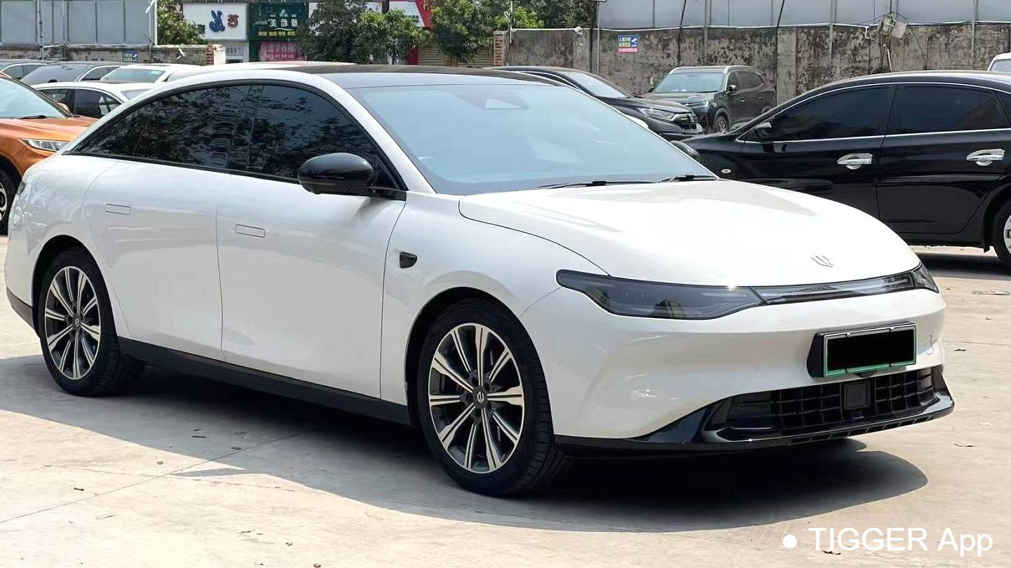 LEAP 2023 C01 525 Intelligent Version