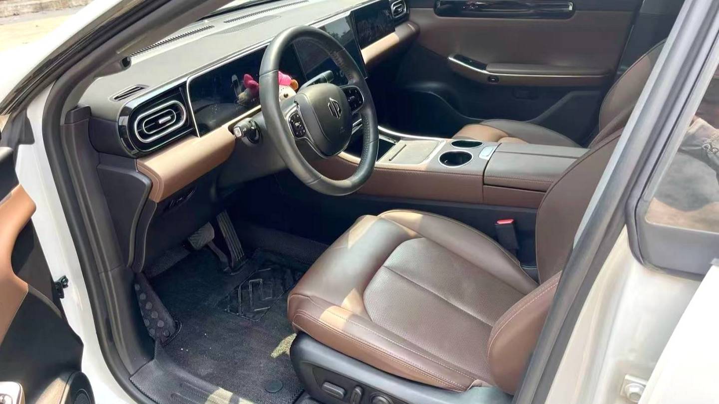 LEAP 2023 C01 525 Intelligent Version