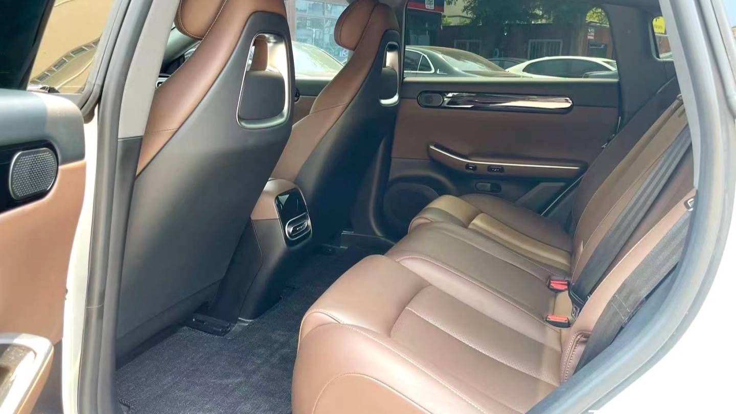 LEAP 2023 C01 525 Intelligent Version