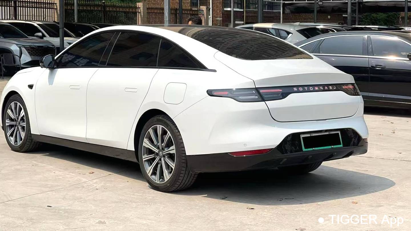 LEAP 2023 C01 525 Intelligent Version