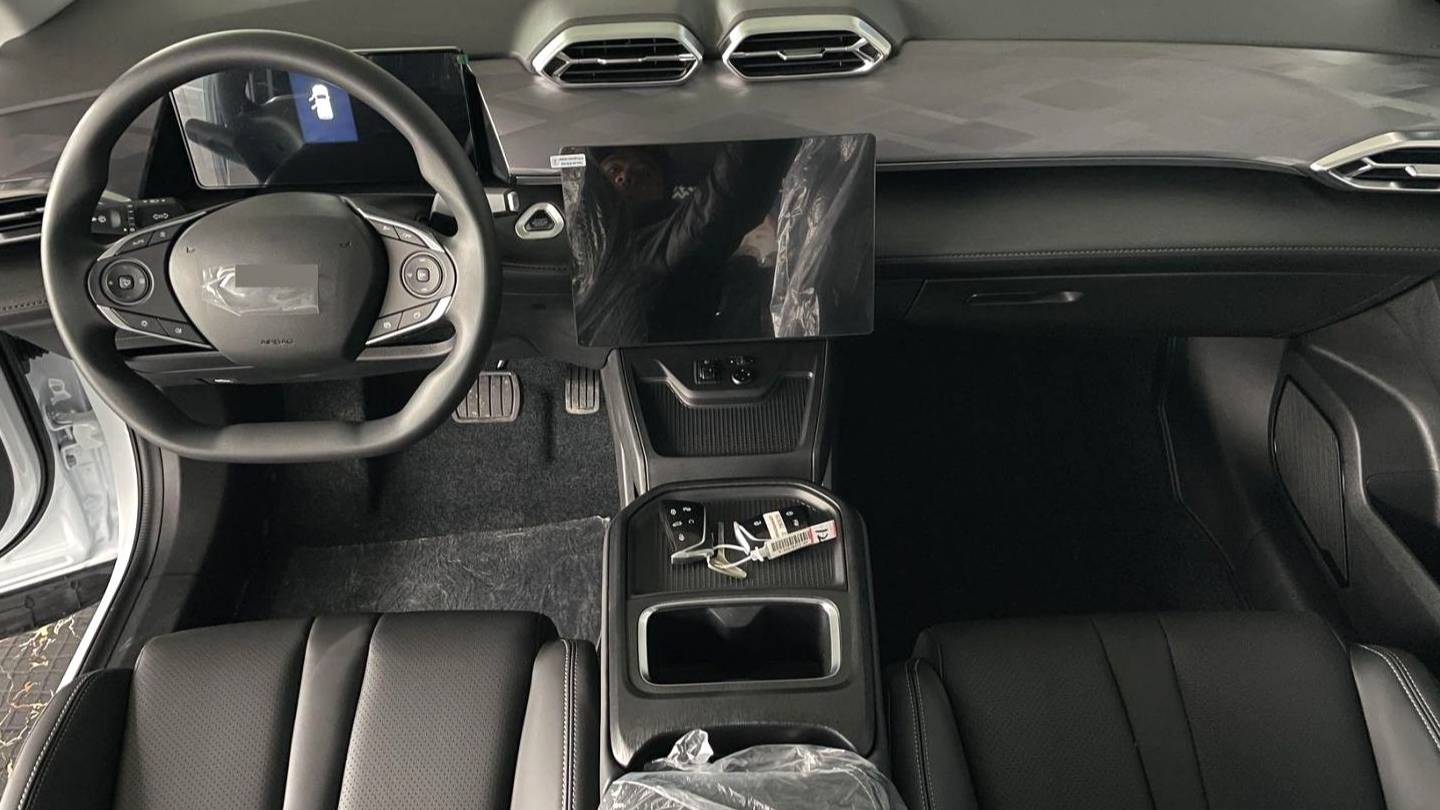 AEOLUS 2025 SKY EV01 530km AIR Elite Edition