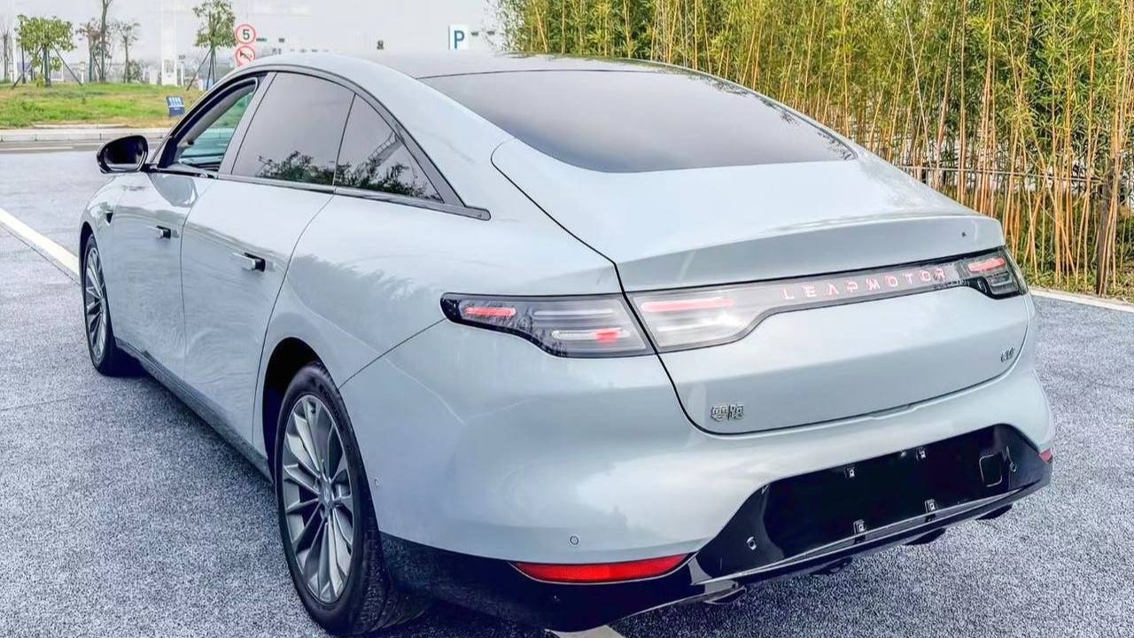 LEAP 2024 C01 Pure Electric 525 Premium Edition