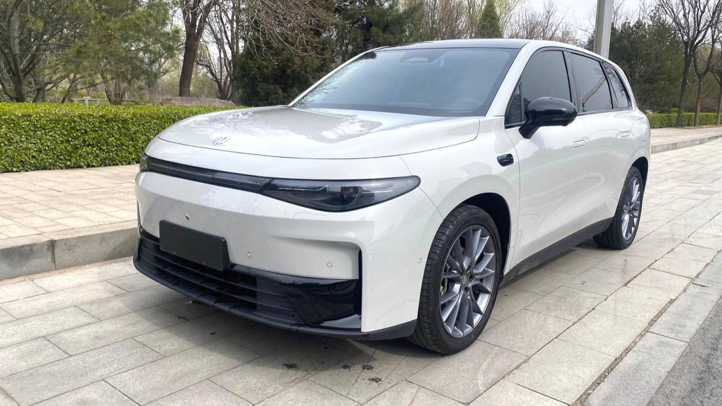 LEAP 2024 C10 530 Smart Edition