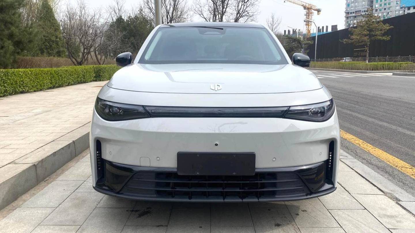 LEAP 2024 C10 530 Smart Edition