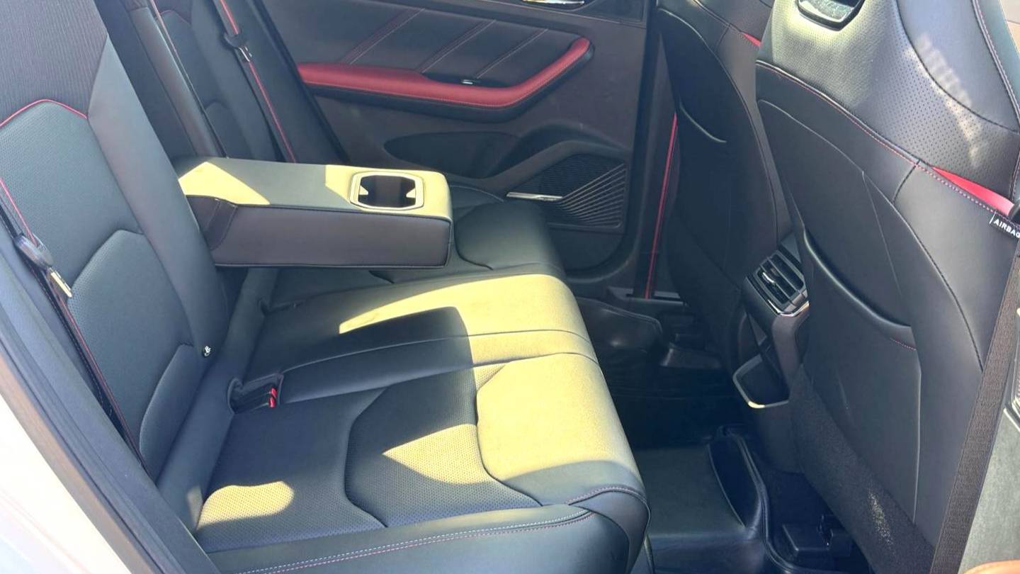 Geely 2021  EMGRAND S  1.4T CVT Prestige Model