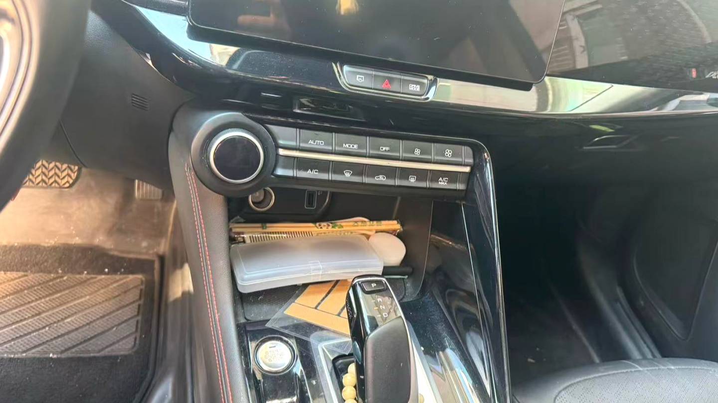 AEOLUS 2023 AX7 Mach version 1.5T DCT DF41