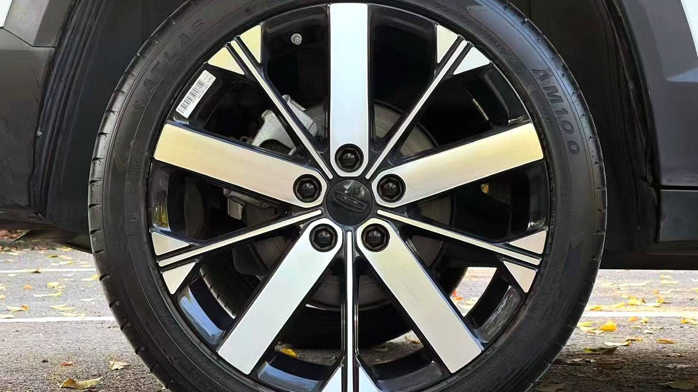 Geely 2023 ICON 1.5TD Chocolate Clever Edition