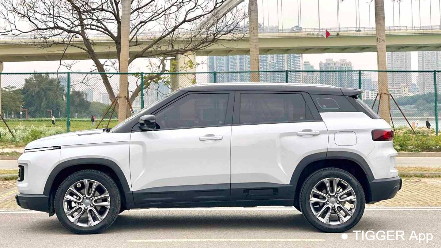 Geely 2024 ICON Linglong 1.5TD Jinxi Edition