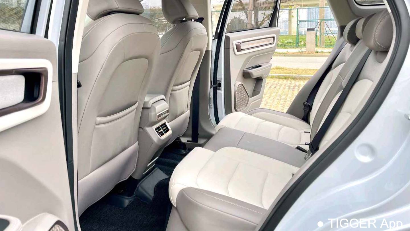 Geely 2024 ICON Linglong 1.5TD Jinxi Edition