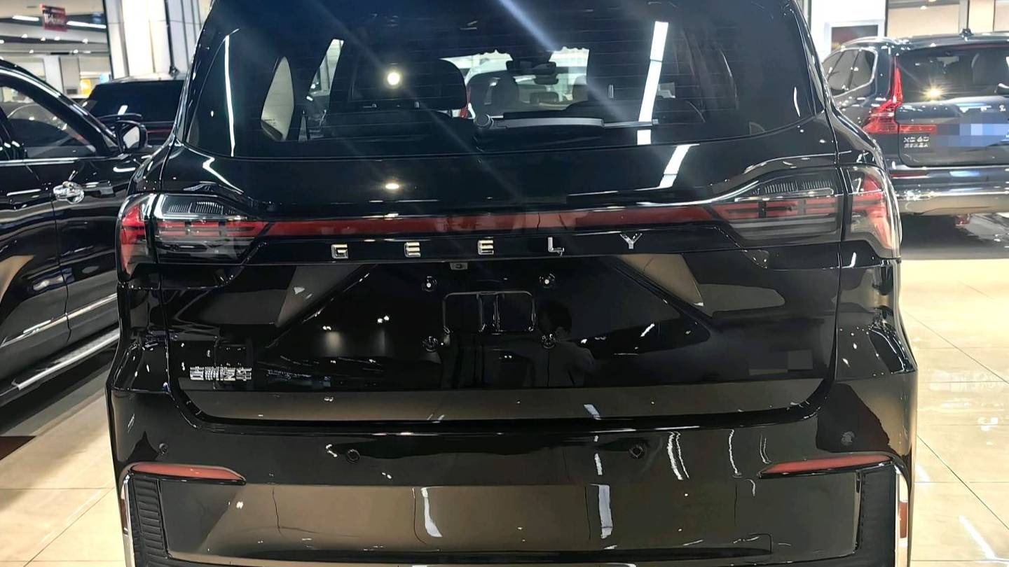 Geely 2025 Okavango 2.0T DCT Premium Edition