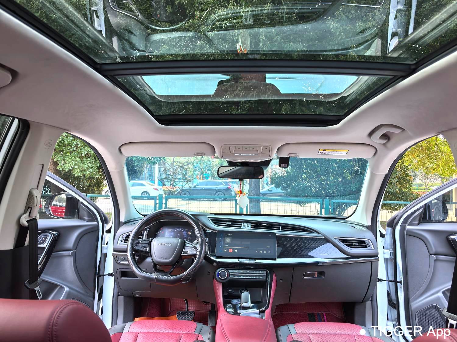 AEOLUS 2023 AX7 Mach version 1.5T DCT DF41