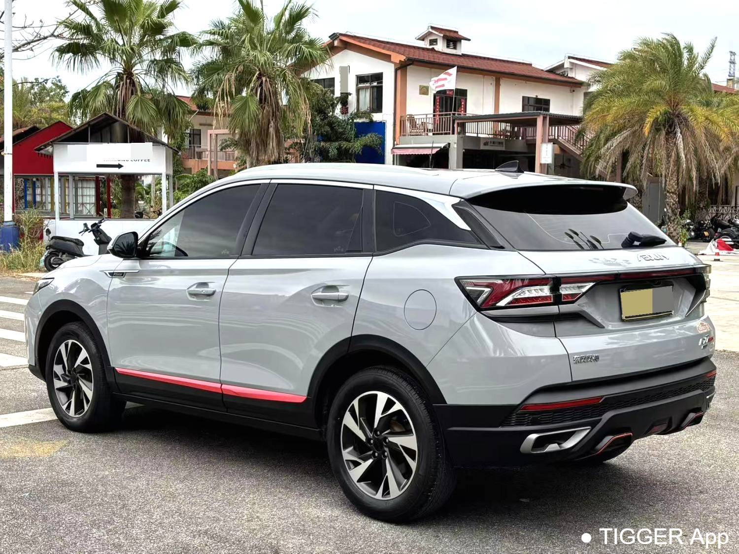 AEOLUS 2022 AX7 Mach version 1.5T DCT DF51